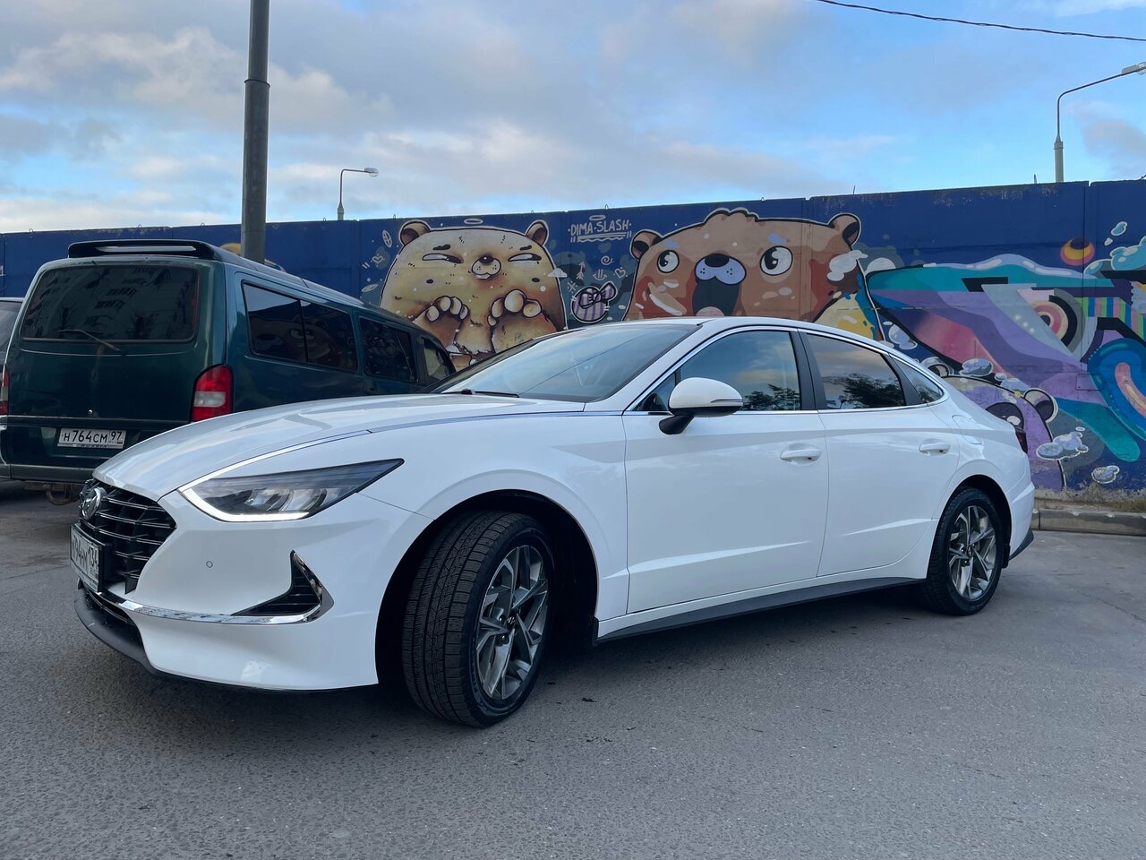 HYUNDAI SONATA